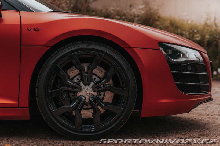 Audi R8 Spider V10 2011