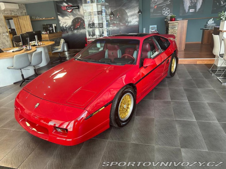 Pontiac Fiero FIERO GT,2.8,93KW, V6,+2. 1990