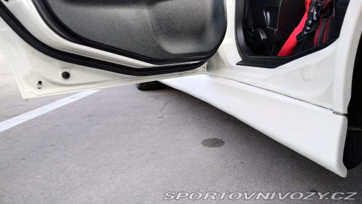 Mitsubishi Lancer EVO 7RS LHD REZERVACE 2001
