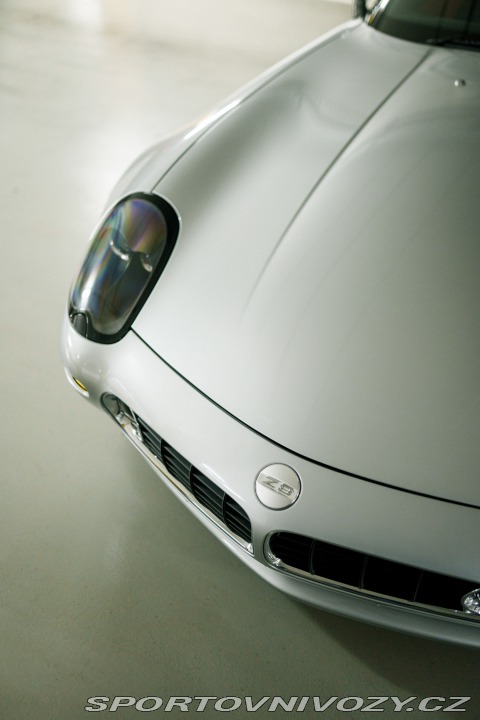 BMW Z8 DEUS 1/8 2000