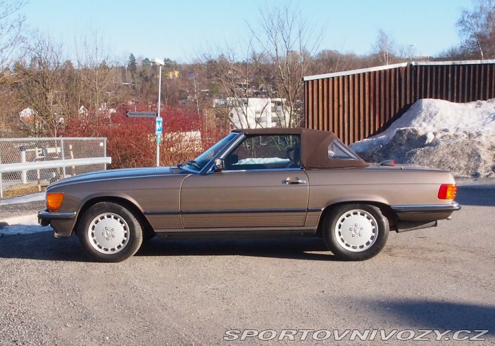 Mercedes-Benz SL 560 1986