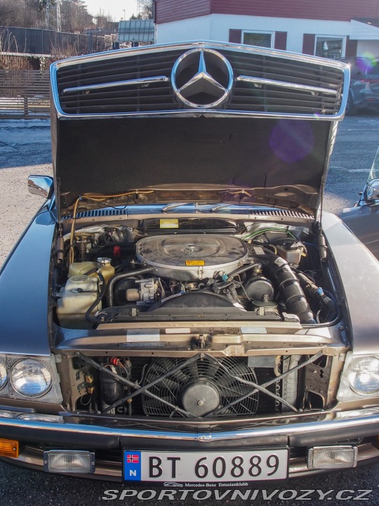 Mercedes-Benz SL 560 1986