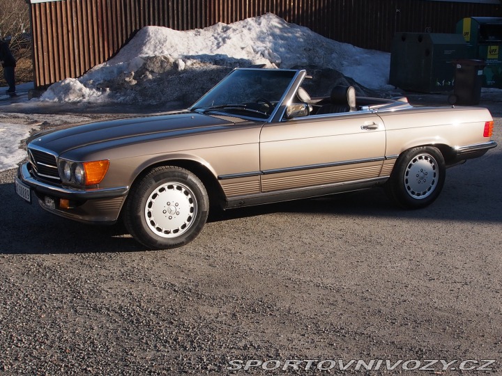 Mercedes-Benz SL 560 1986
