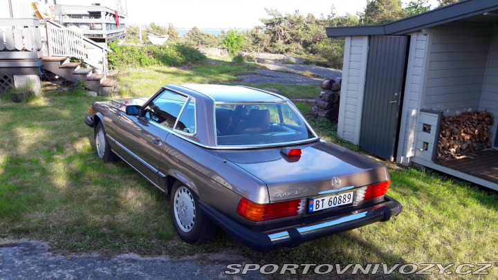 Mercedes-Benz SL 560 1986