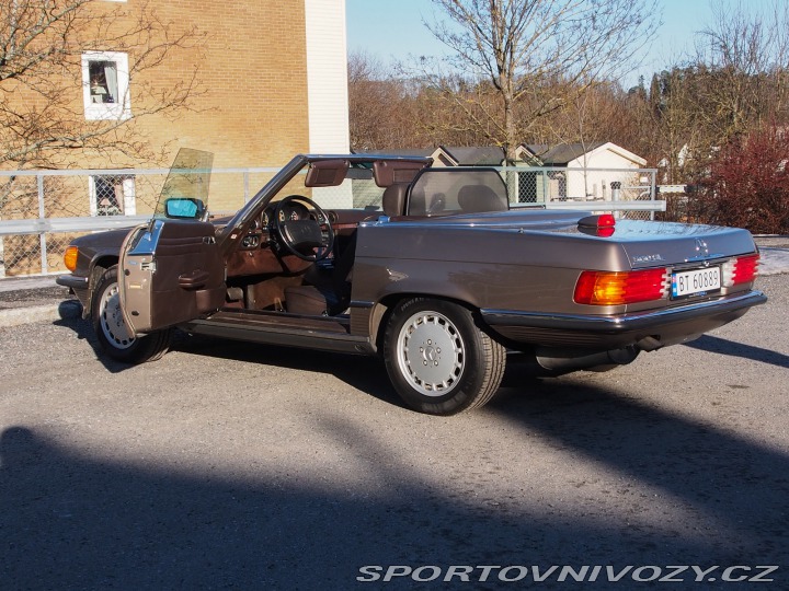 Mercedes-Benz SL 560 1986