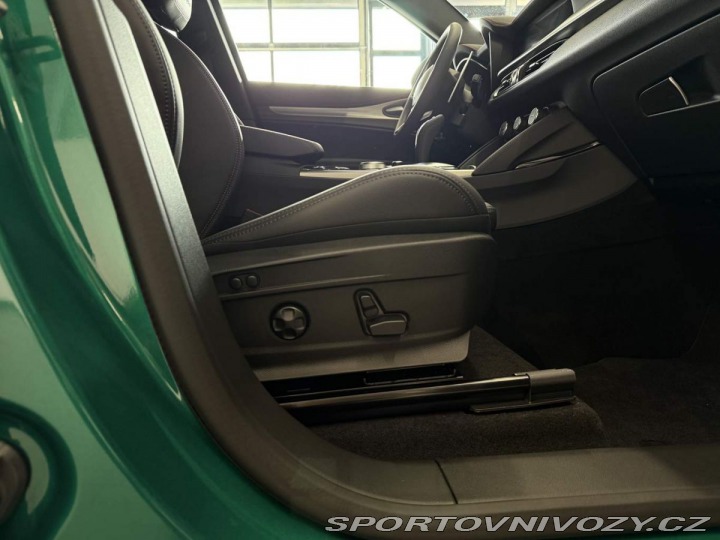 Alfa Romeo Stelvio 2.0 Turbo 280k Q4 TRIBUTO 2024
