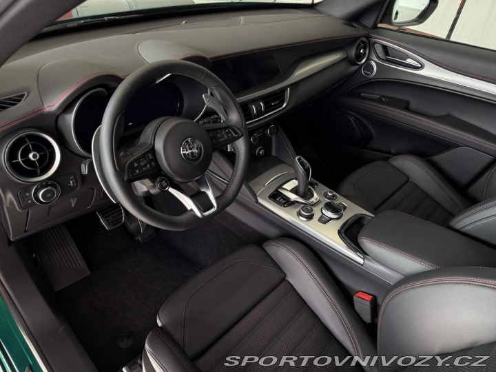 Alfa Romeo Stelvio 2.0 Turbo 280k Q4 TRIBUTO 2024