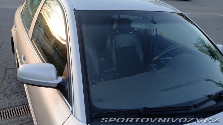 Škoda Superb V6 vládní 190 k manuál !! 2005