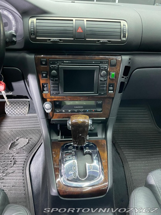 Škoda Superb V6 vládní 190 koní 2005