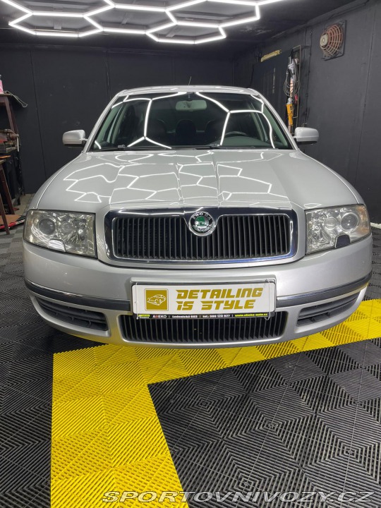 Škoda Superb V6 vládní 190 koní 2005
