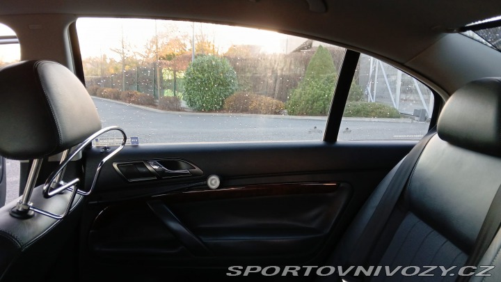 Škoda Superb V6 vládní 190 k manuál !! 2005