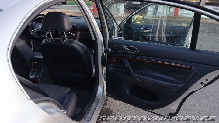 Škoda Superb V6 vládní 190 k manuál !! 2005