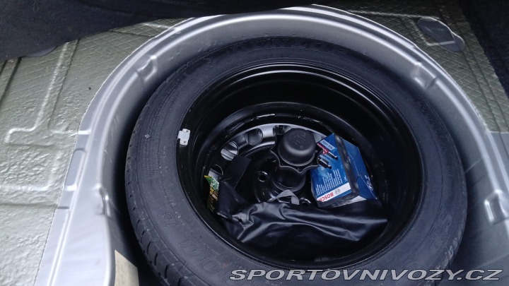 Škoda Superb V6 vládní 190 k manuál !! 2005