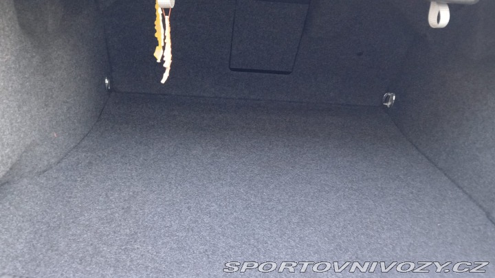 Škoda Superb V6 vládní 190 k manuál !! 2005