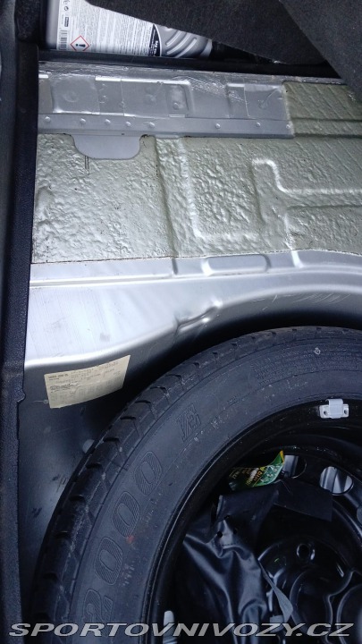 Škoda Superb V6 vládní 190 k manuál !! 2005