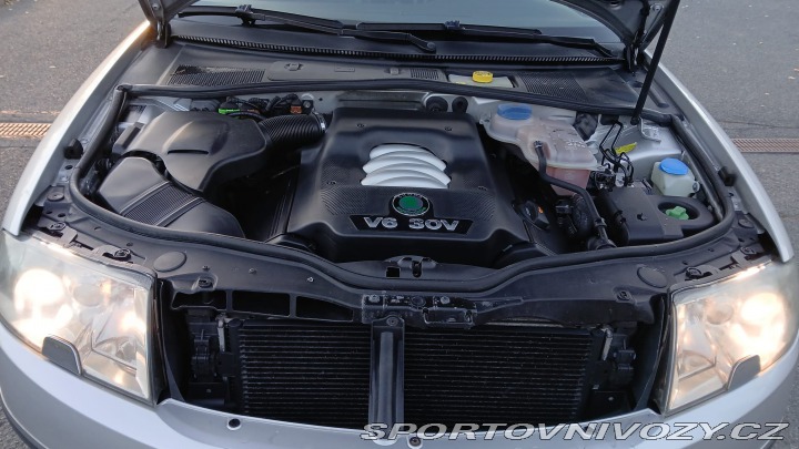 Škoda Superb V6 vládní 190 k manuál !! 2005