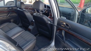 Škoda Superb V6 vládní 190 k manuál !! 2005