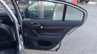 Škoda Superb V6 vládní 190 k manuál !! 2005