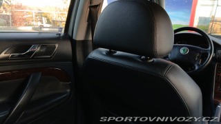 Škoda Superb V6 vládní 190 k manuál !! 2005