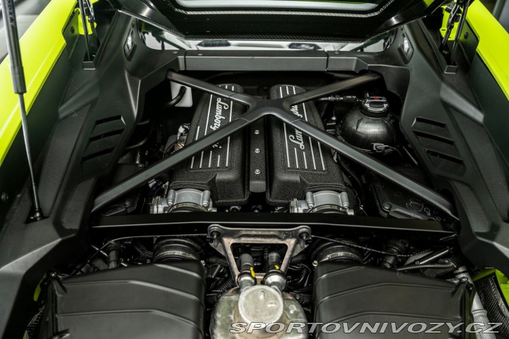 Lamborghini Huracán Tecnica 1800