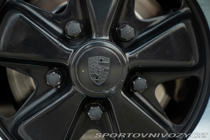 Porsche 911 Carrera 3.2 Cabrio G50 1988