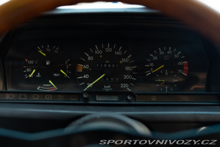 Mercedes-Benz E 190E Cabriolet AKH Caro 1989