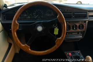 Mercedes-Benz E 190E Cabriolet AKH Caro 1989