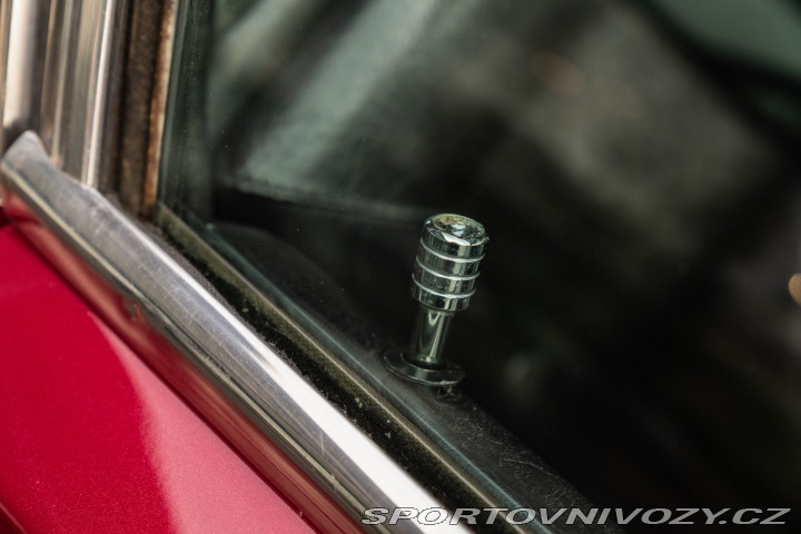 Ostatní značky Ostatní modely De Tomaso Pantera 1972