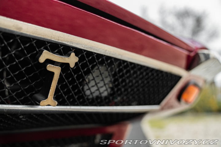 Ostatní značky Ostatní modely De Tomaso Pantera 1972