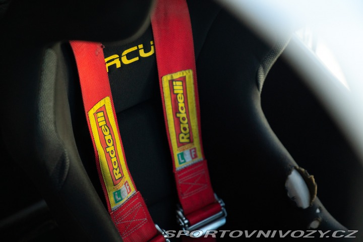 Volkswagen Brouk Maggiolino Fun Cup TDi 2003