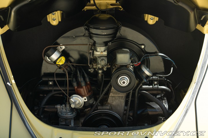 Volkswagen Brouk Maggiolino Cabriolet Ovalino - By Karmann 1959