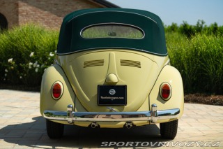 Volkswagen Brouk Maggiolino Cabriolet Ovalino - By Karmann 1959