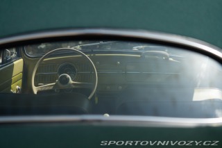 Volkswagen Brouk Maggiolino Cabriolet Ovalino - By Karmann 1959