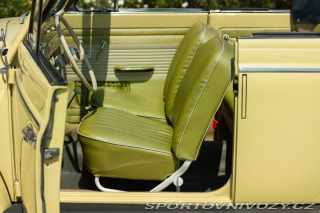 Volkswagen Brouk Maggiolino Cabriolet Ovalino - By Karmann 1959