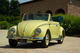Volkswagen Brouk Maggiolino Cabriolet Ovalino - By Karmann 1959