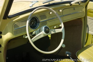 Volkswagen Brouk Maggiolino Cabriolet Ovalino - By Karmann 1959