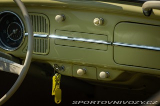 Volkswagen Brouk Maggiolino Cabriolet Ovalino - By Karmann 1959