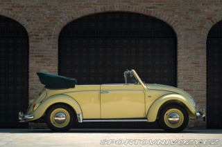 Volkswagen Brouk Maggiolino Cabriolet Ovalino - By Karmann 1959