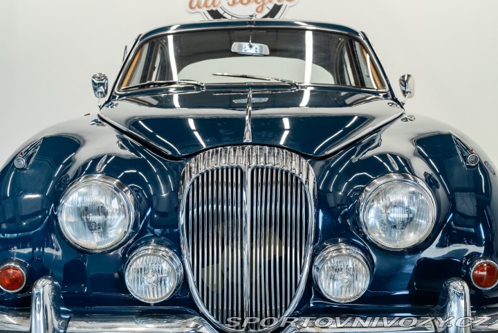 Ostatní značky Ostatní modely Daimler 250 V8 Automatic 1969