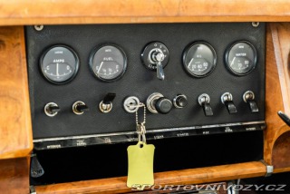 Ostatní značky Ostatní modely Daimler 250 V8 Automatic 1969