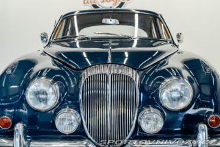 Ostatní značky Ostatní modely Daimler 250 V8 Automatic 1969