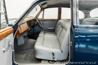 Ostatní značky Ostatní modely Daimler 250 V8 Automatic 1969