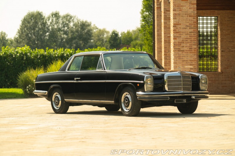 Mercedes-Benz E 250 CE