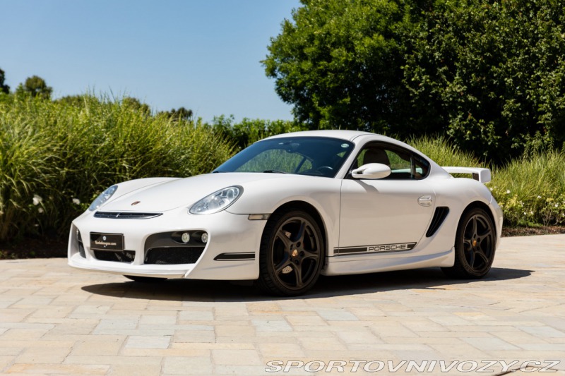 Porsche Cayman 2.7