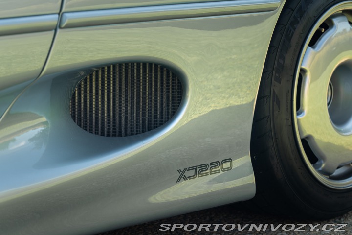 Jaguar XJ 220 1993
