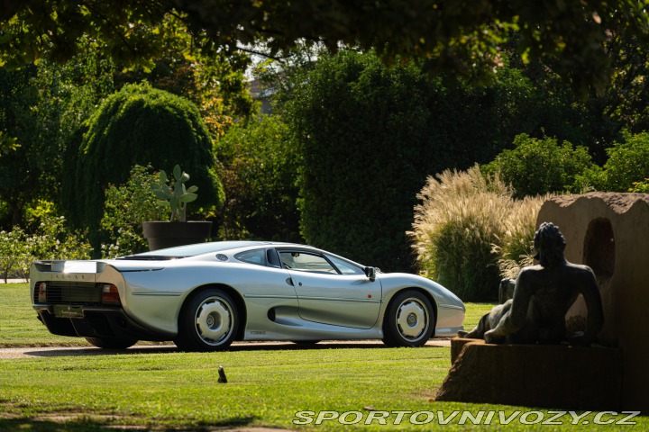 Jaguar XJ 220 1993