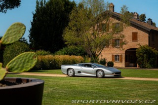 Jaguar XJ 220 1993