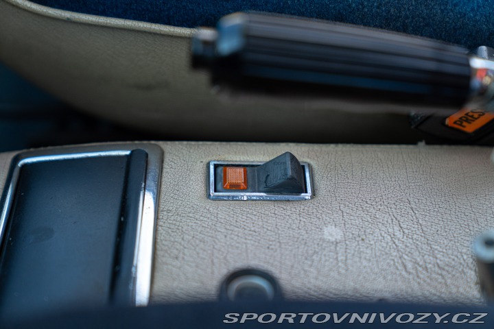 Ferrari 308 Dino 308 GT4 1976