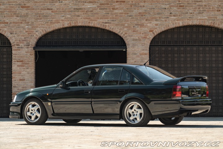 Opel Ostatní modely Omega Lotus 1992
