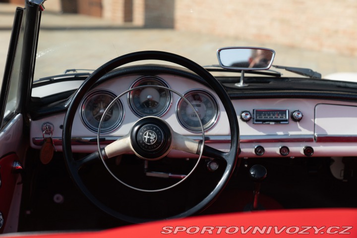 Alfa Romeo Giulietta Spider Con Hardtop 1960